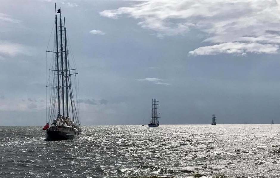 Парад больших парусников в рамках The Tall Ships Race