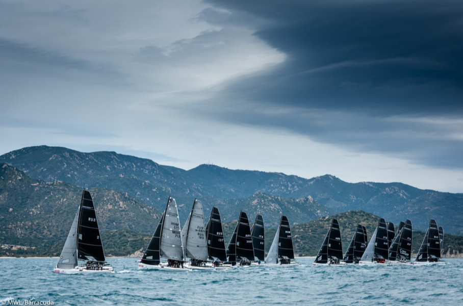 Pirogovo Sailing (sail RUS 2), Alex Team (RUS 137) and Furia Roja (RUS 261) in the general fleet 