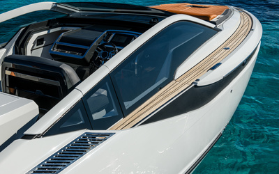 Fairline 33 Outboard