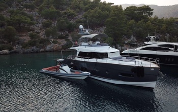 Azimut Magellano 53
