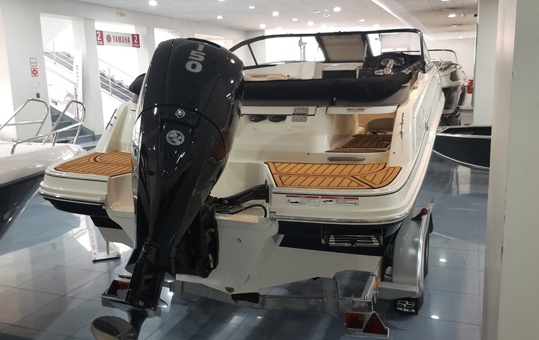 Bayliner VR5 Cuddy Outboard (2022)