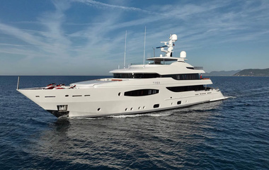 Marin LuxurYachts Tirea
