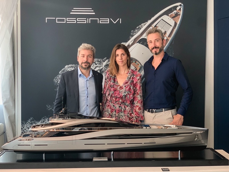 In the photo from left to right: Paolo Trevisan, Head of the Architecture and Industrial Design Department of Pininfarina, Greta Pinininfarina, representative of the Design Four, Federico Rossi, Chief Operating Officer of Rossinavi.