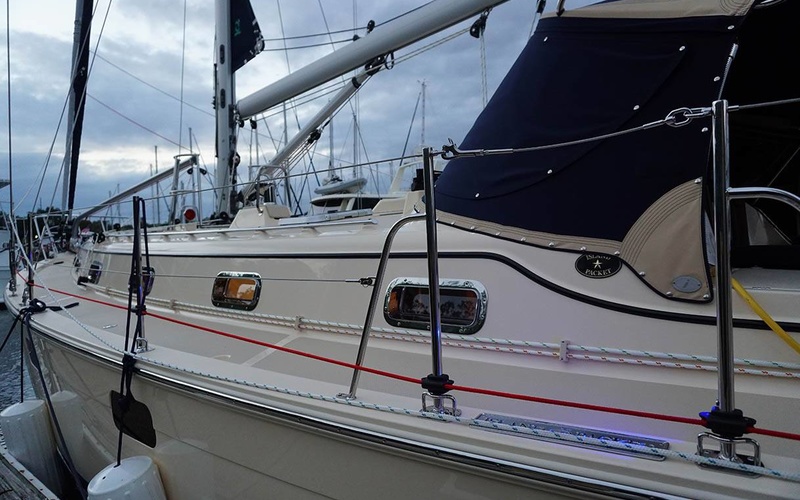 Island Packet Yachts IP 439