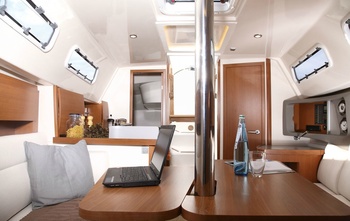 Hanse 325