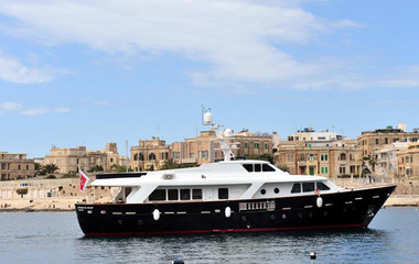 Custom Boats Jacques De Molay