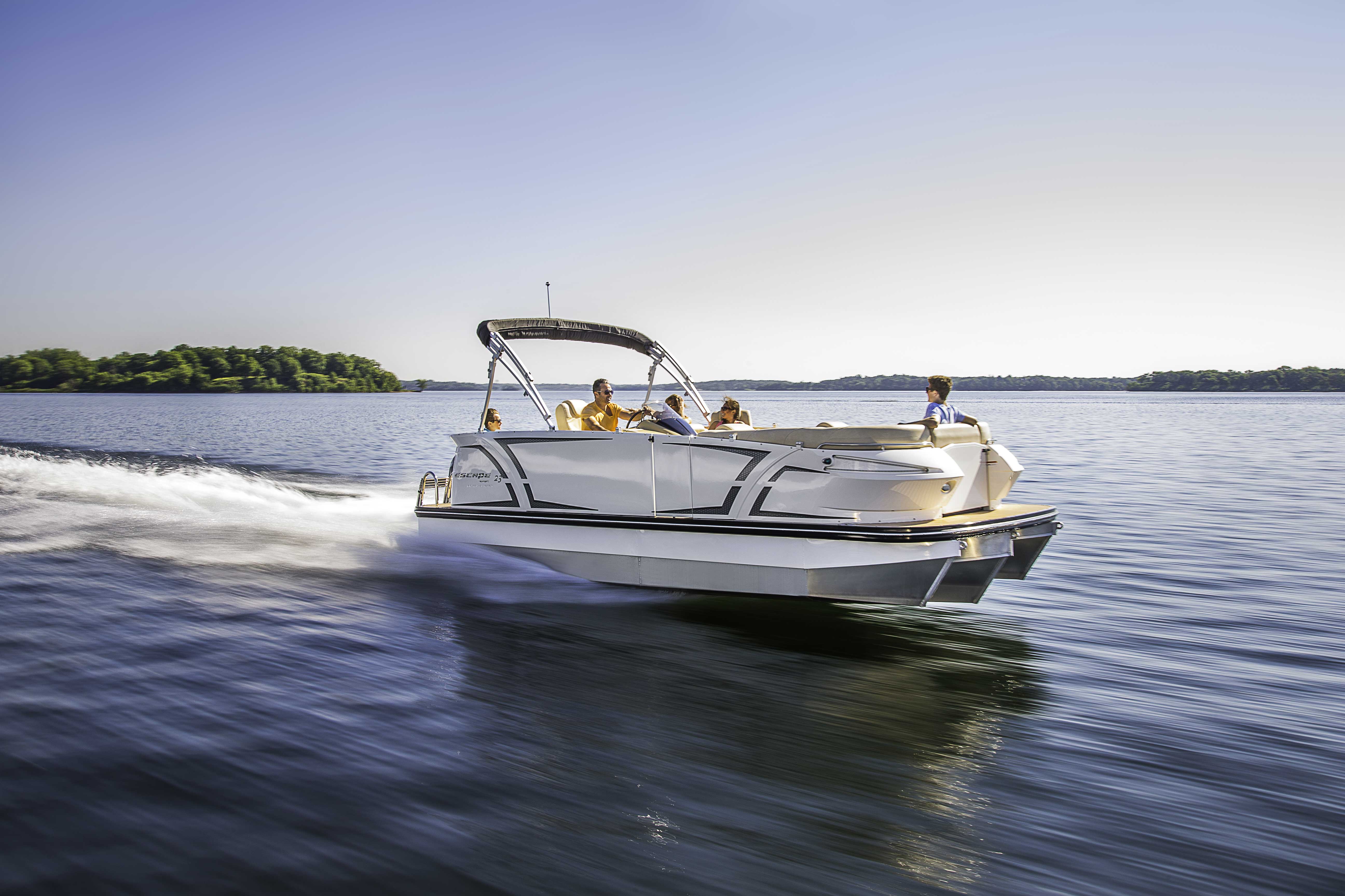 Escape 23 Twin TTT: Prices, Specs, Reviews and Sales Information - itBoat