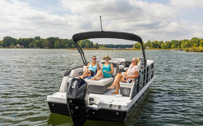 Hurricane FunDeck 2360