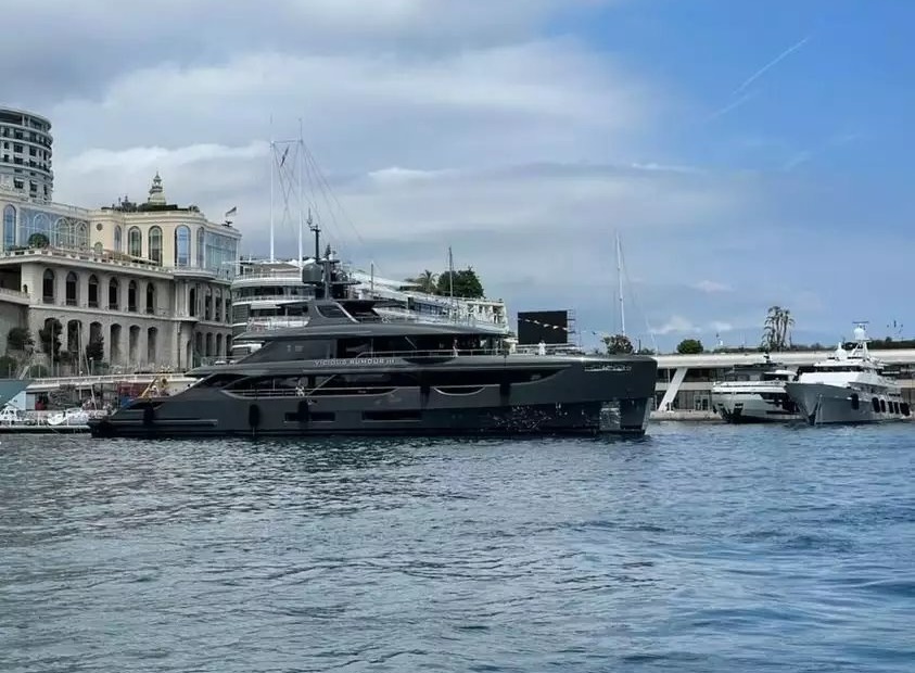 Benetti Vicious Rumour III