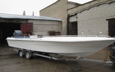 Akua Boat Касатка 820