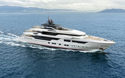 Admiral Maxima 55 880GRT