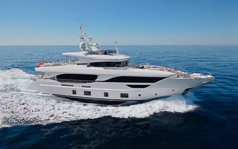 Benetti Delfino 95