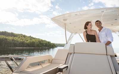 Cruisers Yachts 60 Fly