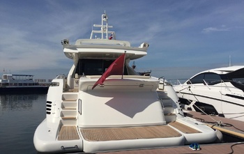 Azimut 86S