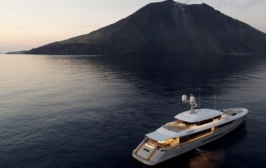 Rossinavi Endeavour 2