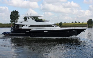 Wim van der Valk Continental II 23.00 Flybridge