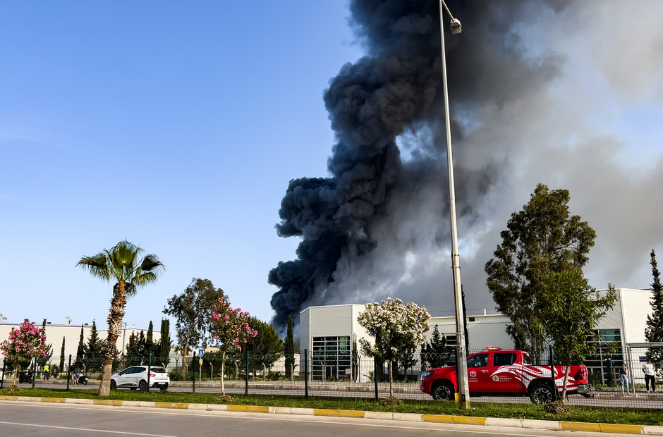 Fire Breaks Out at Damen in Antalya, Turkey