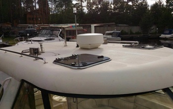 Rinker Fiesta Vee 310