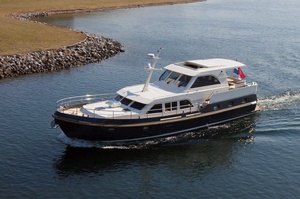 Linssen 500 AC Wheelhouse