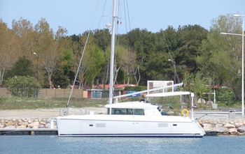 Lagoon 420