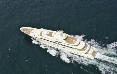 Lurssen Raya