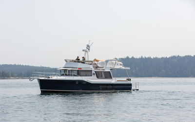 Ranger Tugs  R-43 CB