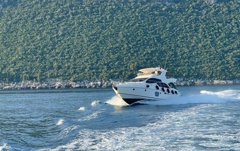 Azimut 55E (2007)