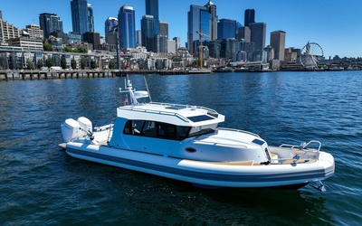 Life Proof 35 Yachtline Cabin