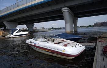 Bayliner 1952 (2001)