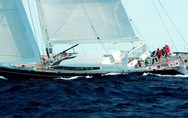 Perini Navi YAM2