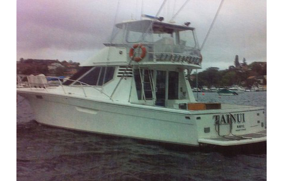 MV Tainui — лодка Николаса Цукариса