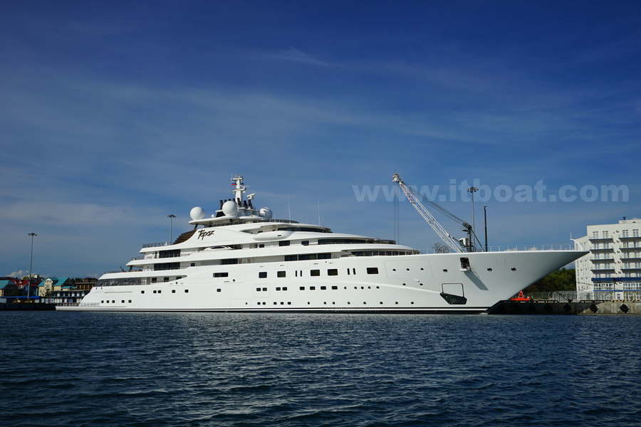 147 m yacht