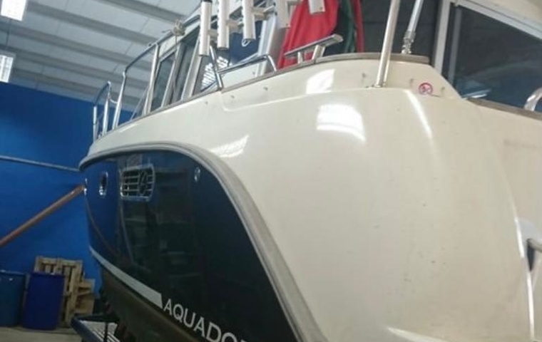 Aquador 32 C (2012)