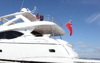 Sunseeker 88 Yacht