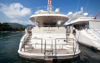 Custom 26 (2012)