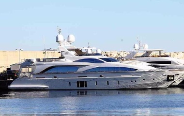 Azimut Grande 105