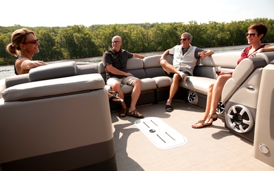 Premier Pontoons Intrigue RF