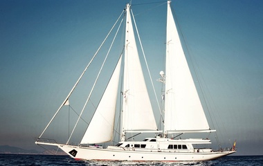 Abeking & Rasmussen Aiglon