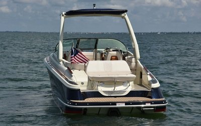 Chris-Craft Launch 28 GT