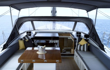 Oyster Champagne Hippy