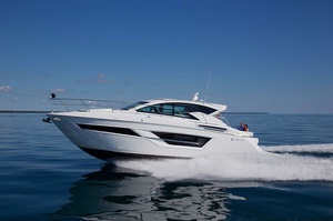 Cruisers Yachts 46 Cantius