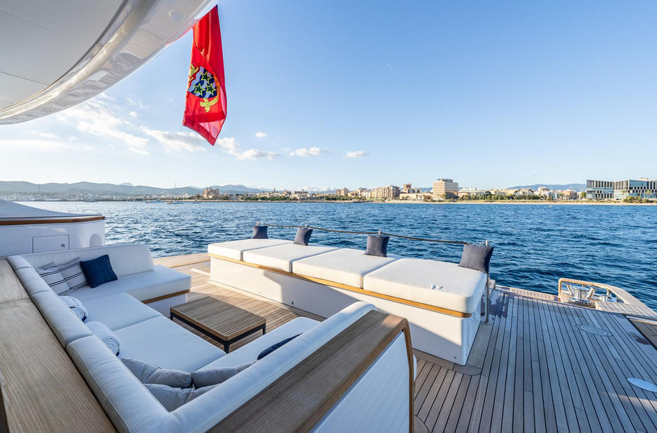 Benetti Alpha Waves