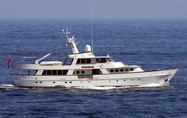 Feadship C Side