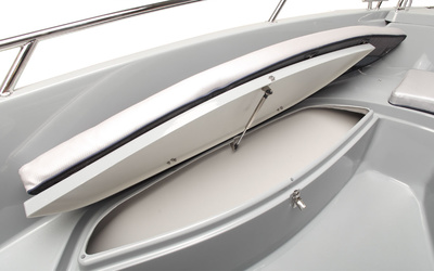 Yamarin Cross 61 Center Console