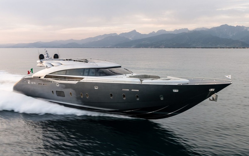 AB Yachts 100