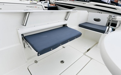 Parker 700 Pilothouse