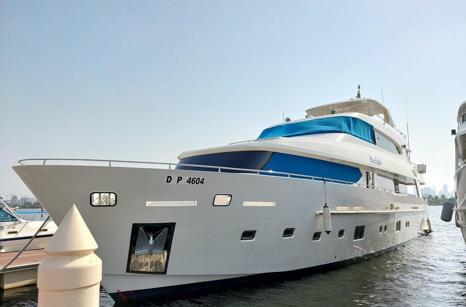 Sunbird Saadiyat