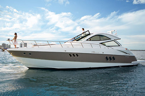 Cruisers Yachts 520 Sports Coupe