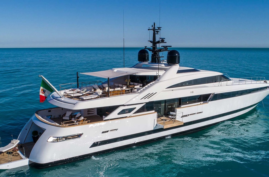 ISA Yachts Agora III