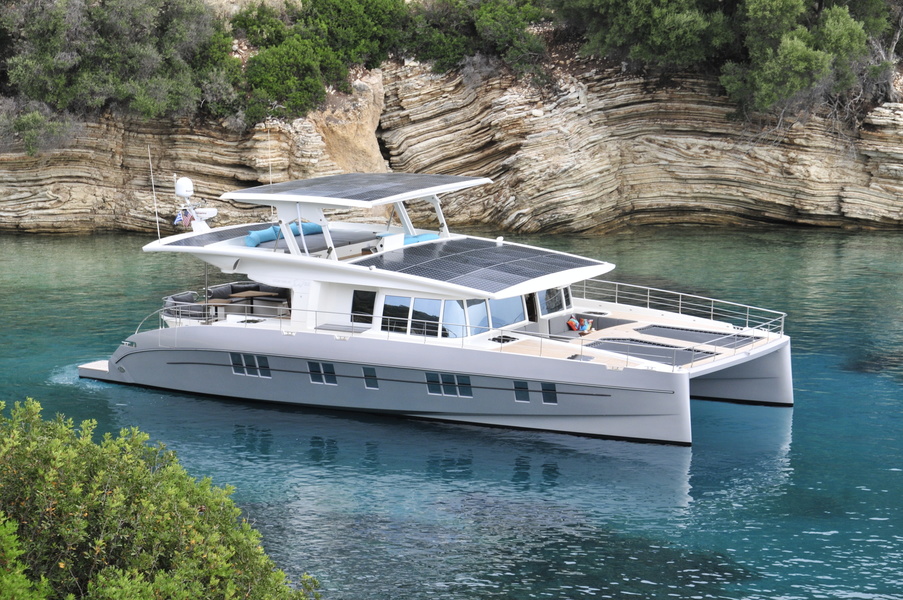 Silent 64 is the first production boat of an Austrian company. It was originally launched under the brand name Solarwave.
